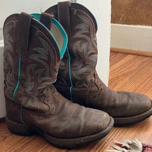 Shyanne Brown Western Boots with Turquoise Accents size 7